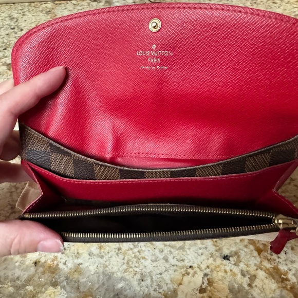 ♥️ Authentic Louis Vuitton Damier Ebene Emilie Wallet Red - Picture 11 of 16